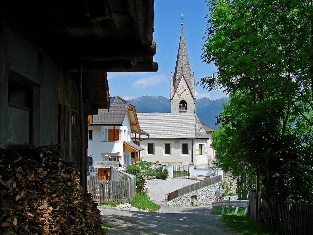 Pirchnerhof Vila San Lorenzo di Sebato Exterior foto